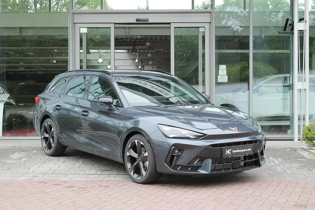CUPRA Leon - Thumbnail 4