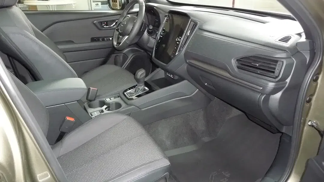 Subaru Forester - Thumbnail 3