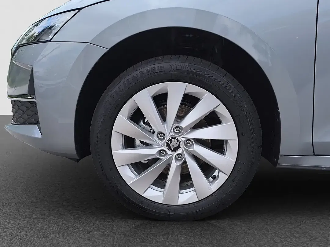 Skoda Octavia - Thumbnail 12