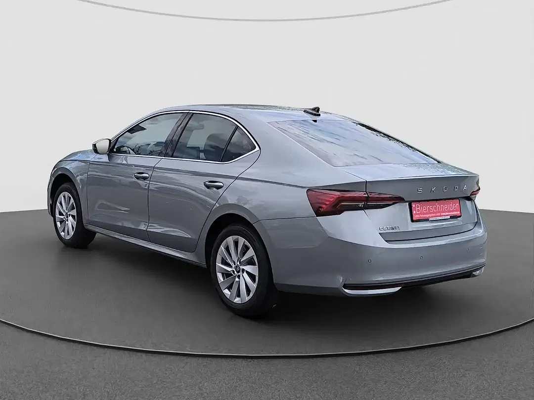 Skoda Octavia - Thumbnail 8