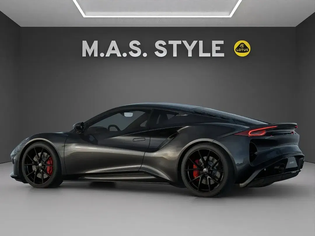 Lotus Emira - Thumbnail 4