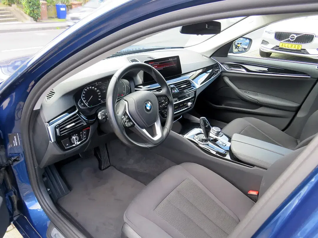 BMW 520 - Thumbnail 7