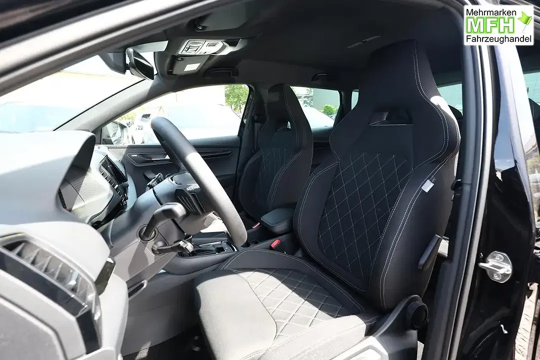 Skoda Karoq - Thumbnail 5