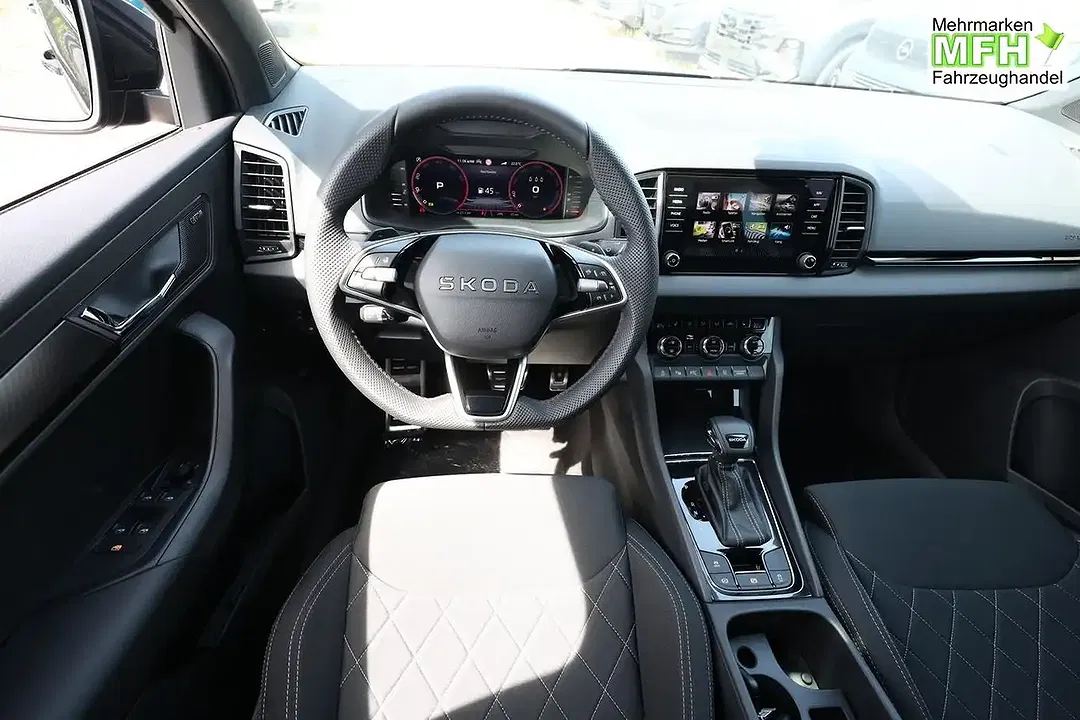 Skoda Karoq - Thumbnail 6