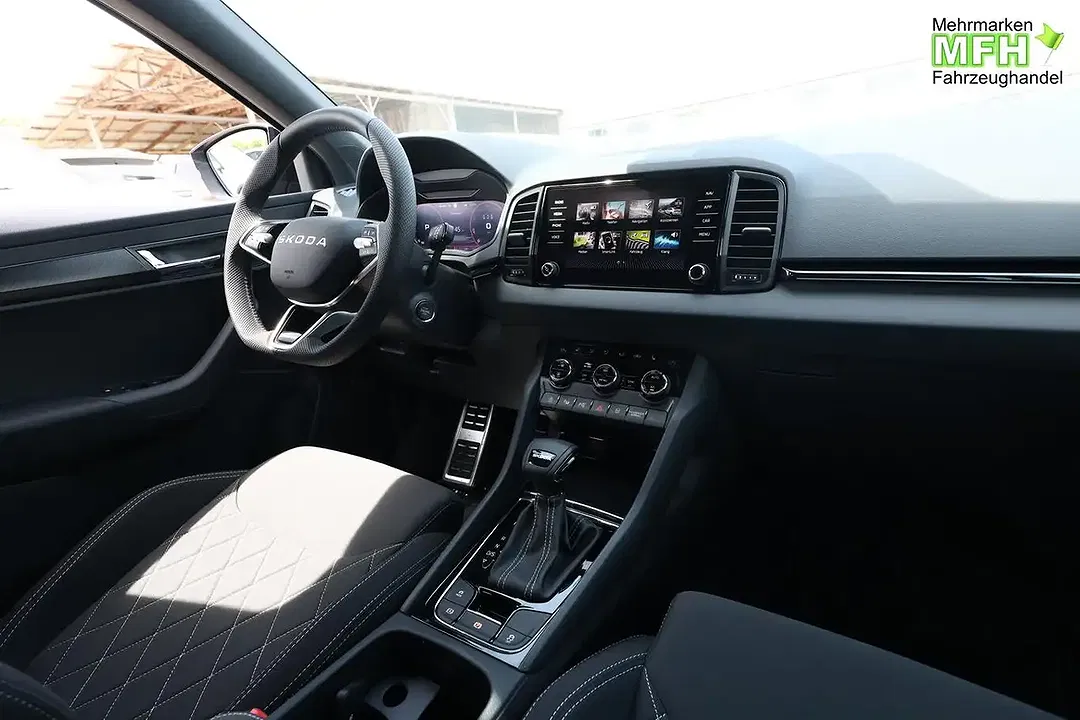 Skoda Karoq - Thumbnail 8