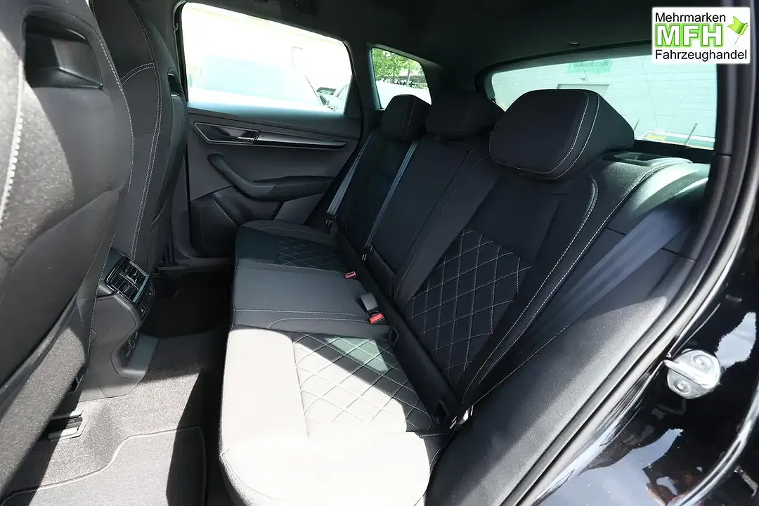 Skoda Karoq - Thumbnail 9