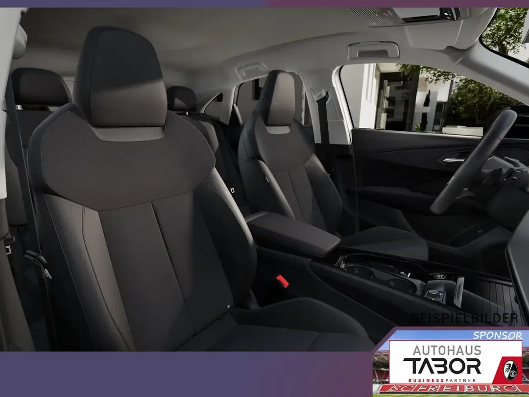 Audi Q3 - Thumbnail 5