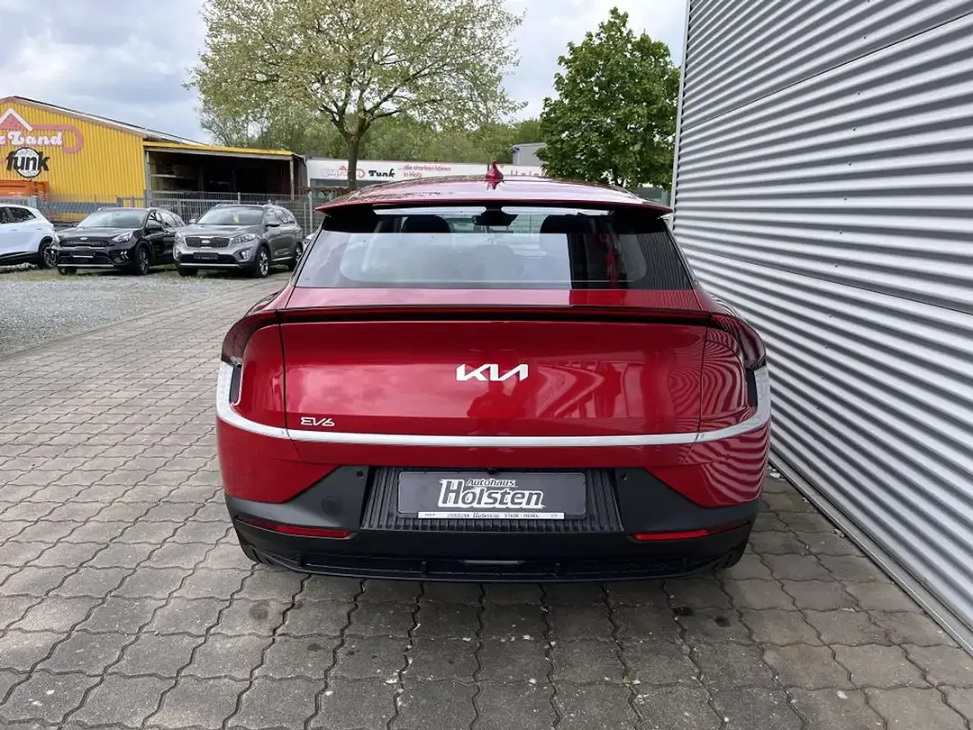 Kia EV6 - Thumbnail 6