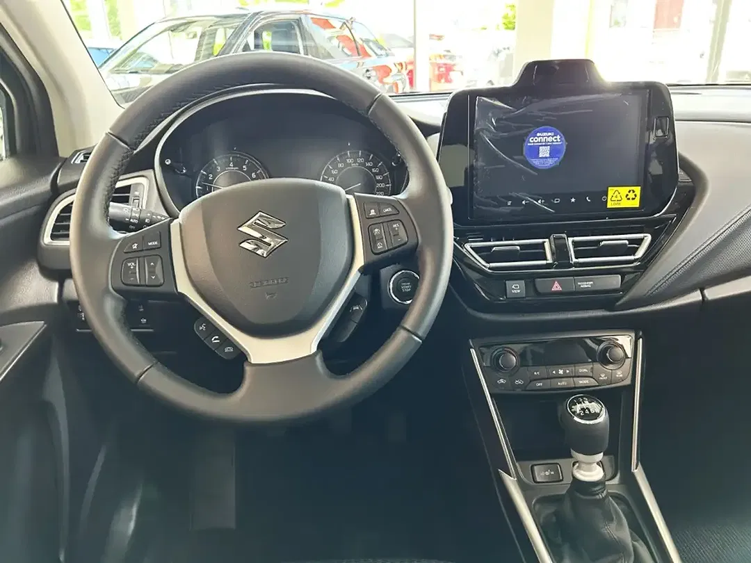 Suzuki SX4 S-Cross - Thumbnail 11