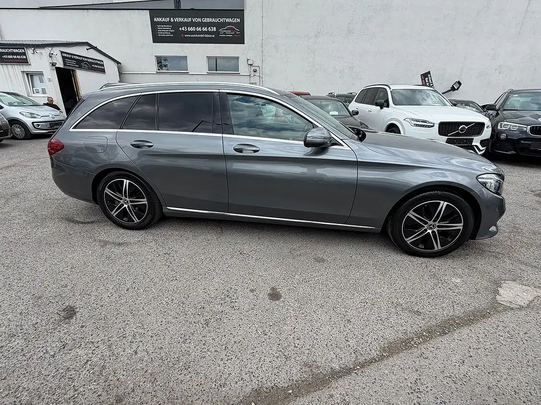 Mercedes-Benz C 180 - Thumbnail 2