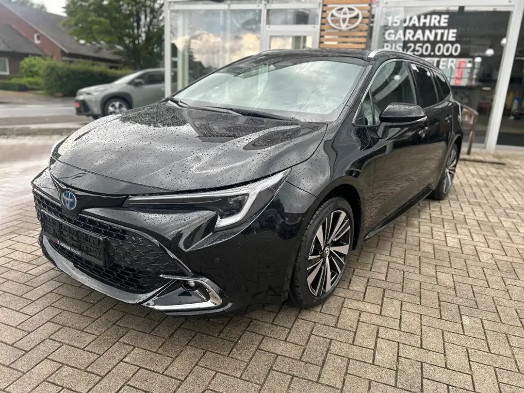 Toyota Corolla - Thumbnail 7