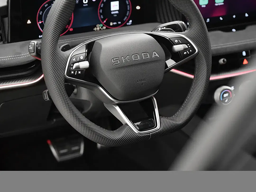 Skoda Superb - Thumbnail 11