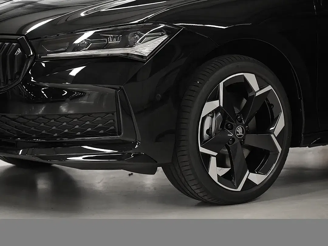 Skoda Superb - Thumbnail 6