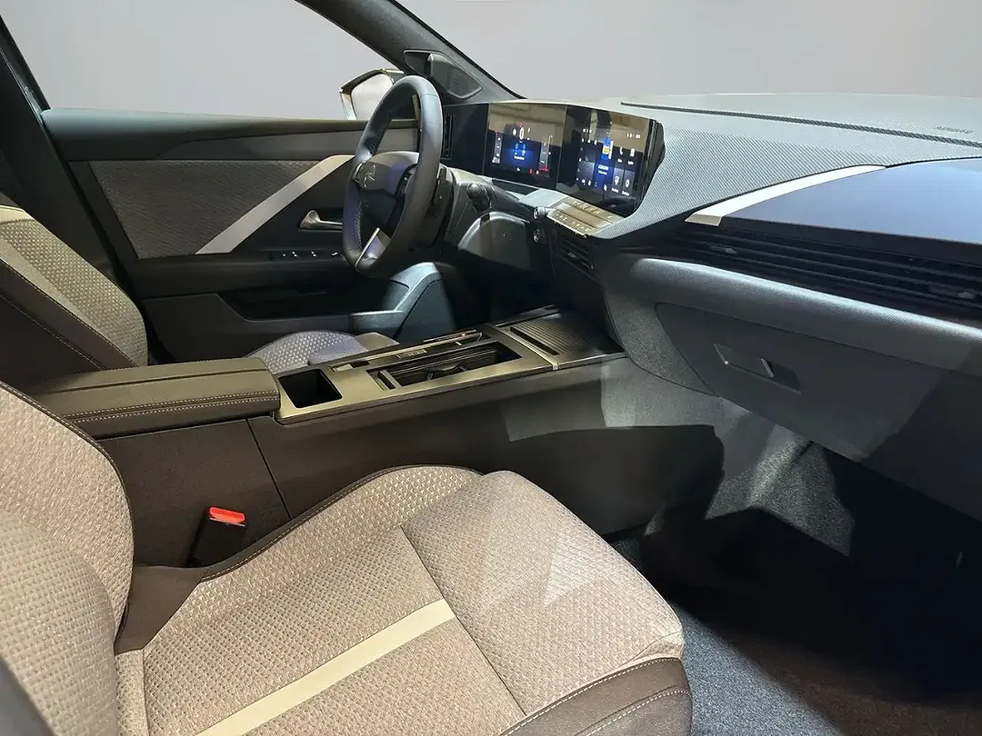 Opel Astra - Thumbnail 14