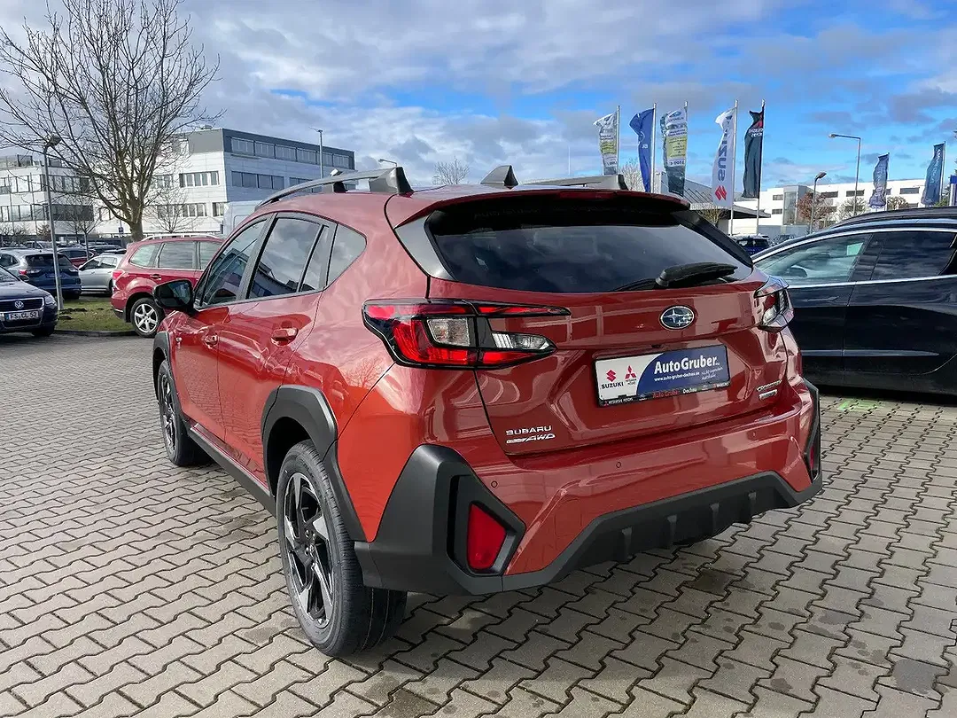 Subaru Crosstrek - Thumbnail 4