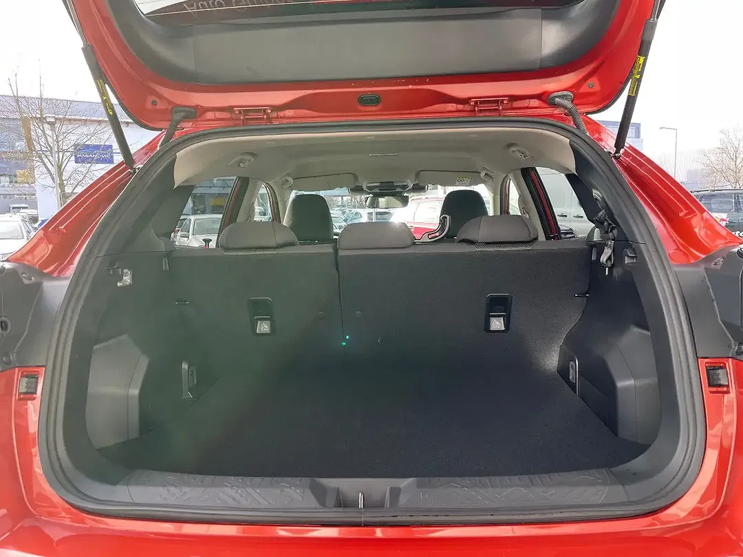 Subaru Crosstrek - Thumbnail 6