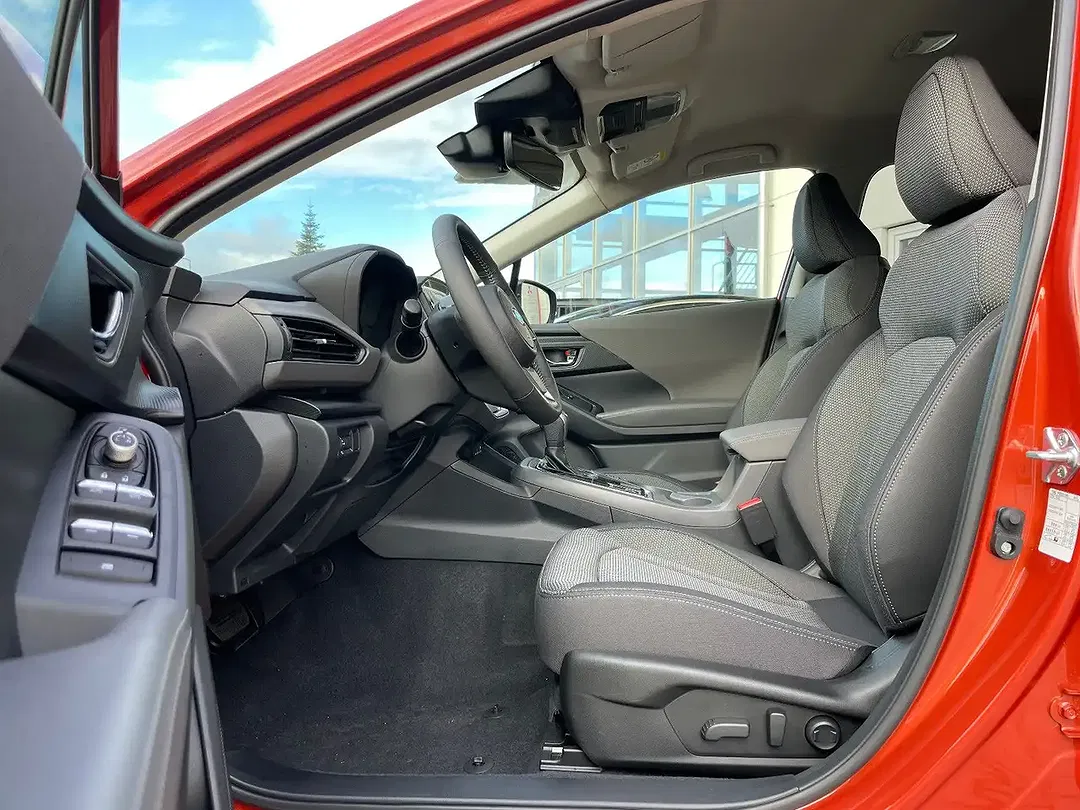 Subaru Crosstrek - Thumbnail 7