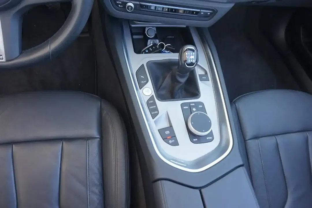BMW Z4 - Thumbnail 13