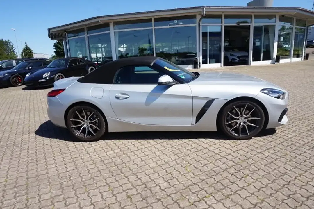 BMW Z4 - Thumbnail 7