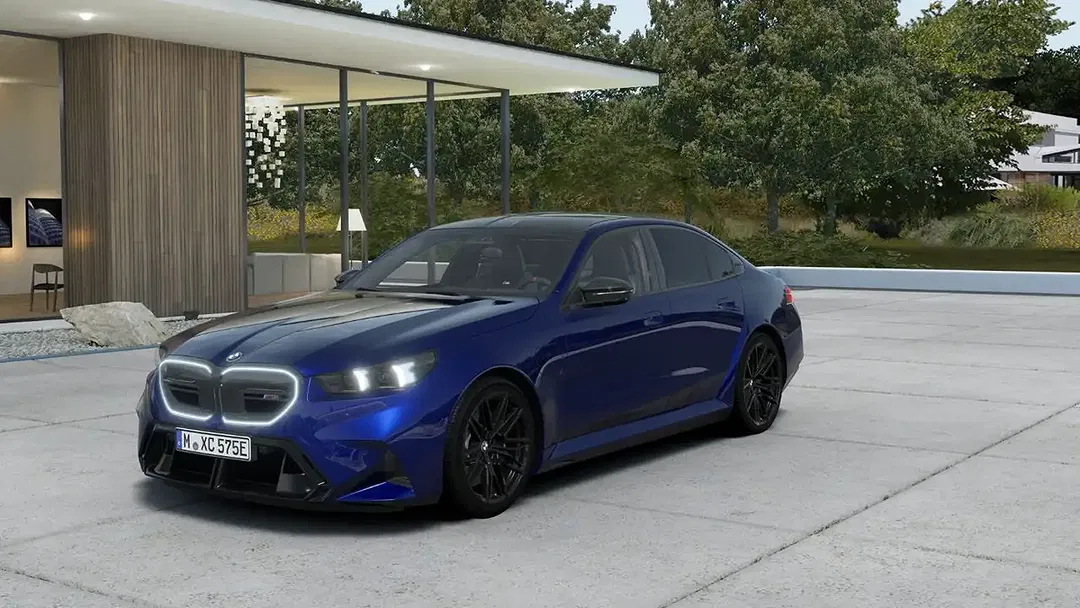 BMW M5 - Thumbnail 1