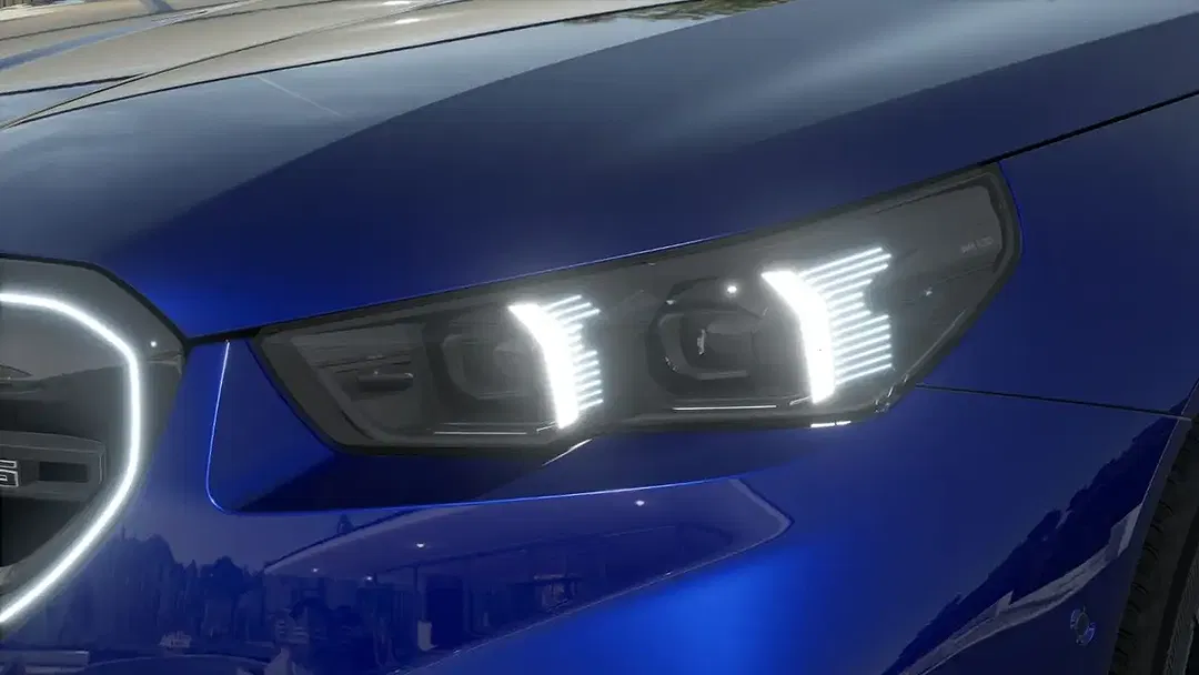 BMW M5 - Thumbnail 6
