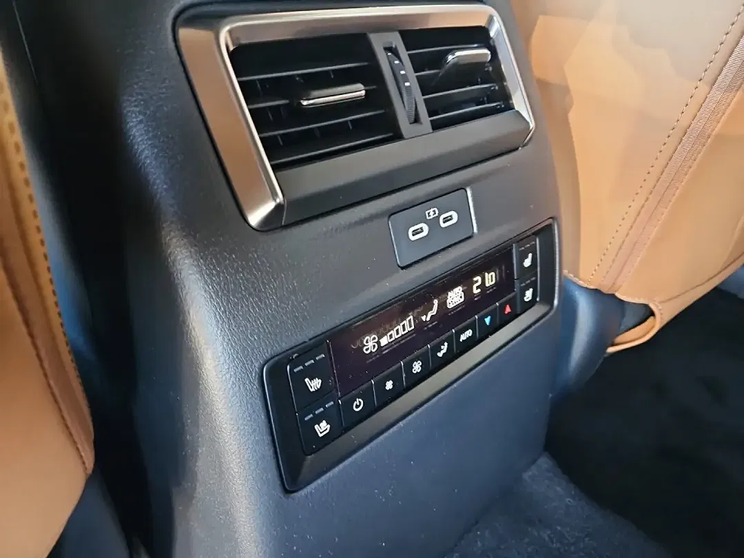 Mazda CX-80 - Thumbnail 15
