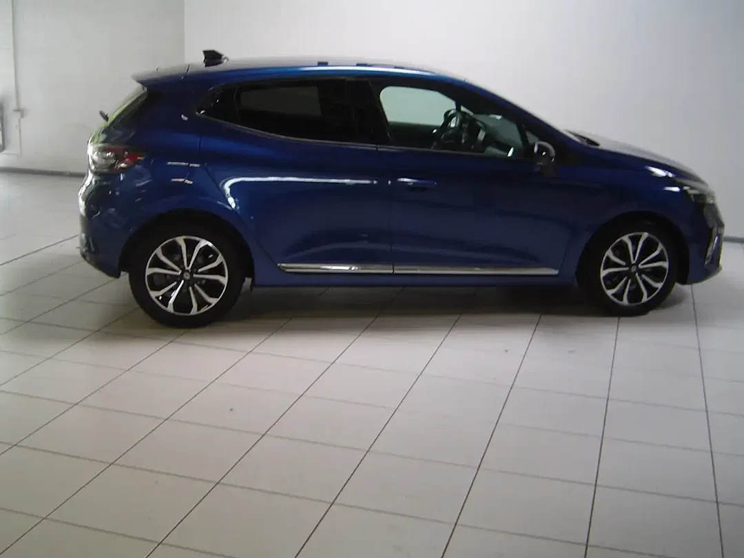 Renault Clio - Afbeelding 1