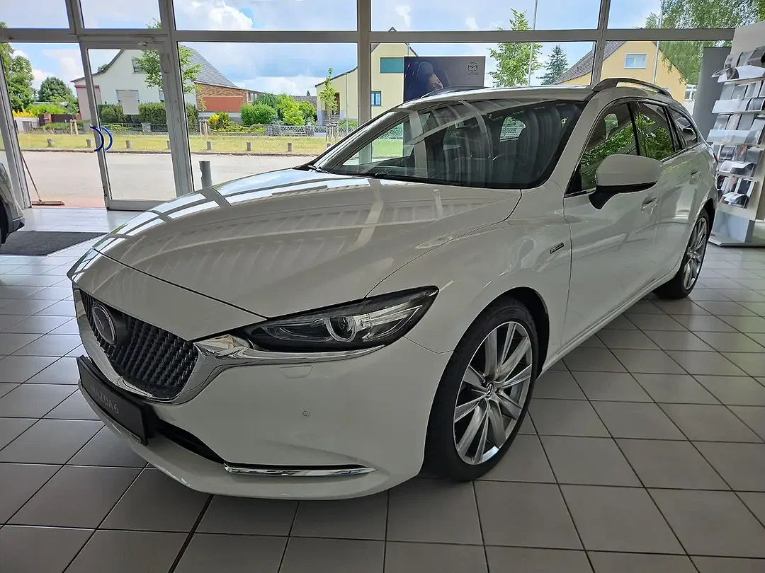Mazda 6 - Afbeelding 1
