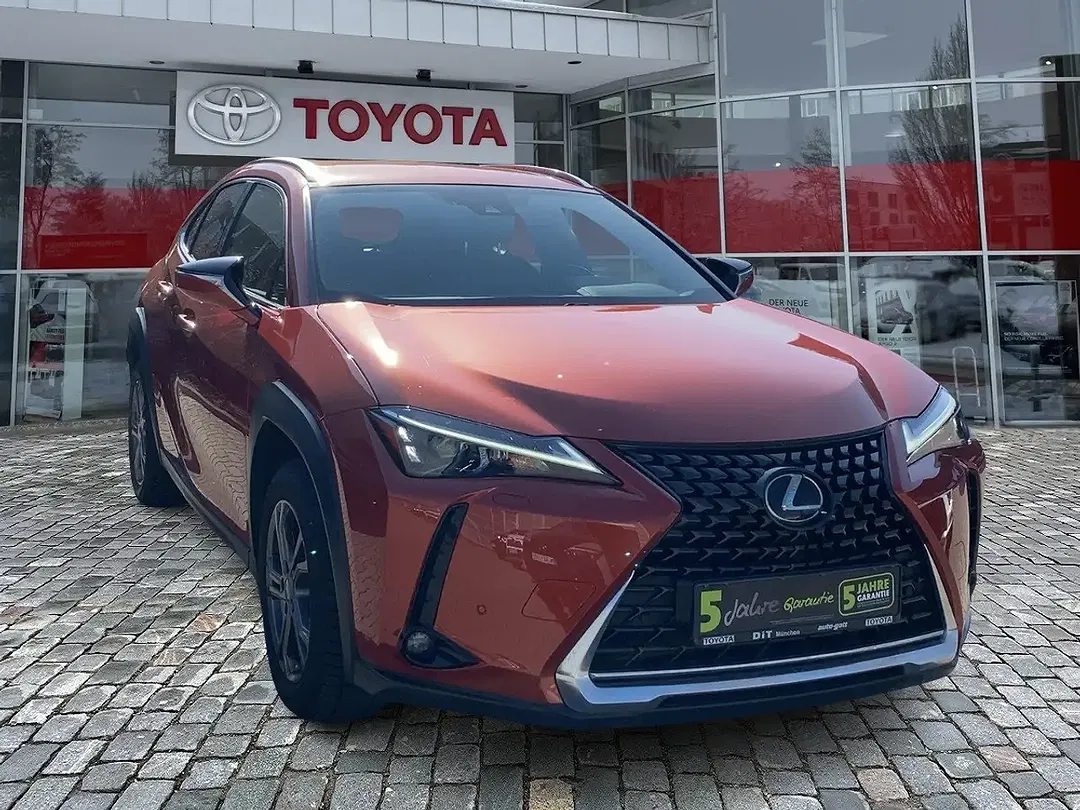 Lexus UX 250h - Thumbnail 5