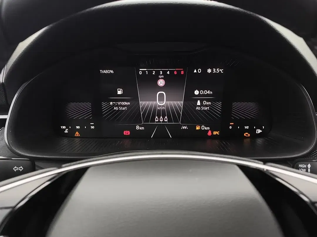 Skoda Scala - Thumbnail 15
