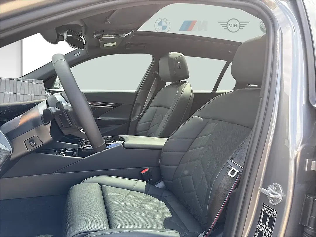 BMW 540 - Thumbnail 10