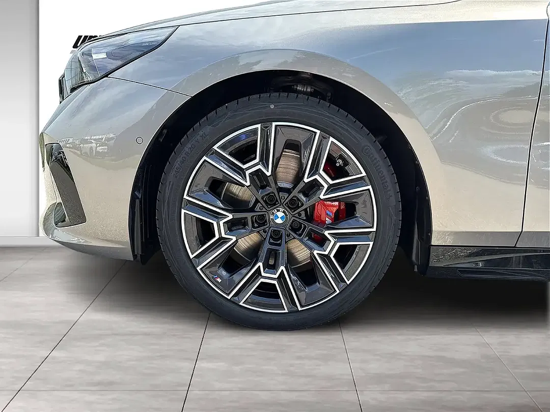 BMW 540 - Thumbnail 6