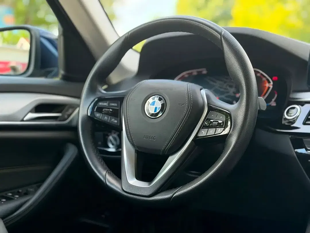 BMW 530 - Thumbnail 15