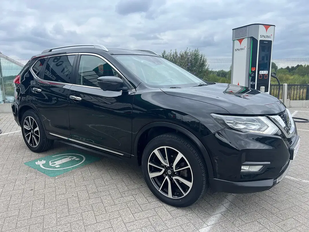 Nissan X-Trail - Thumbnail 2