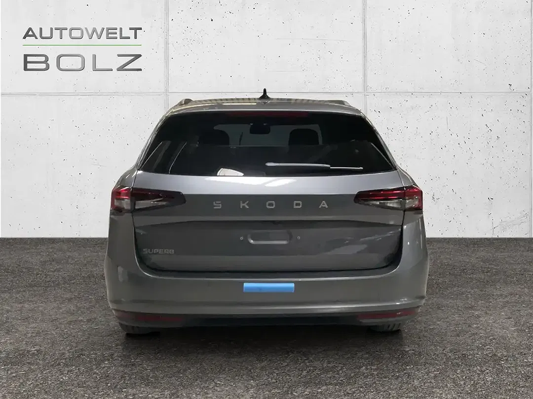 Skoda Superb - Thumbnail 5