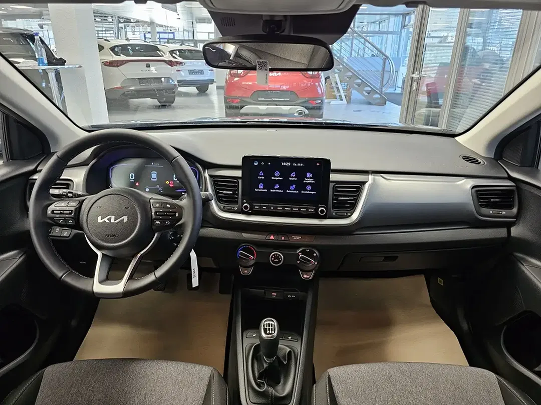 Kia Stonic - Thumbnail 9