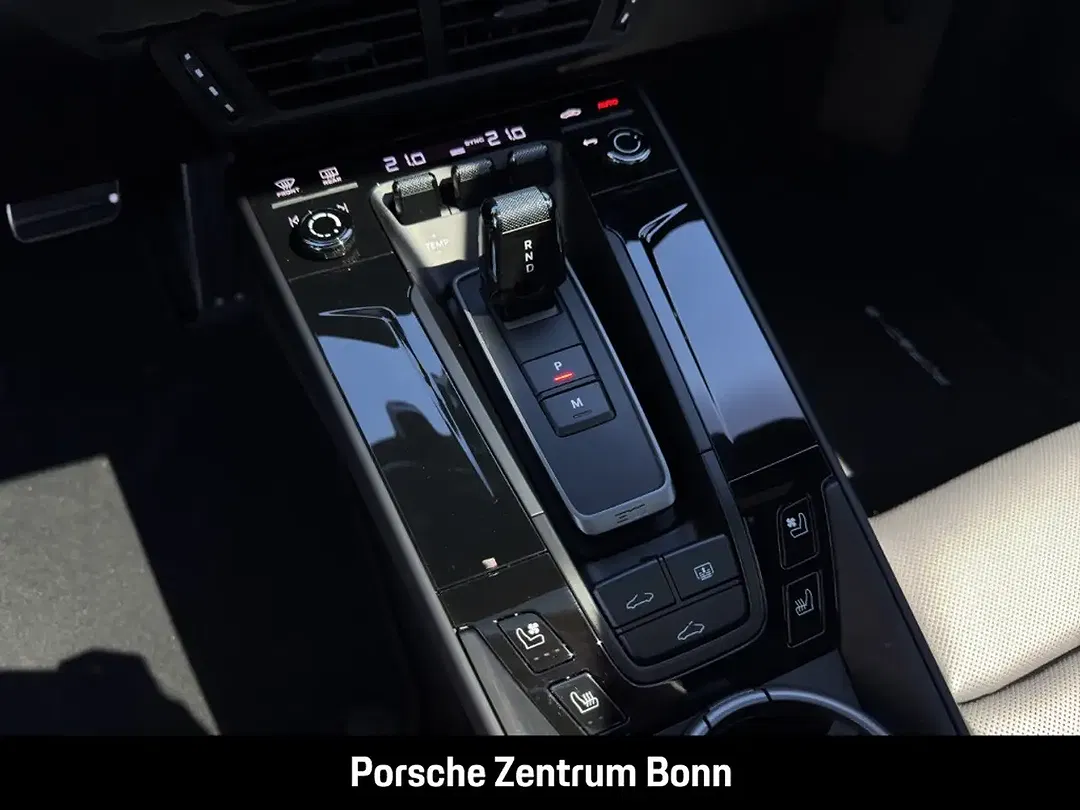 Porsche 992 - Thumbnail 15