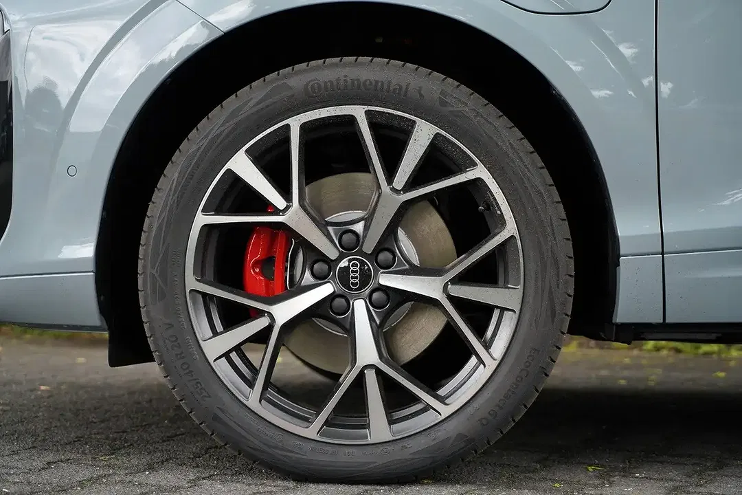 Audi Q3 - Thumbnail 6