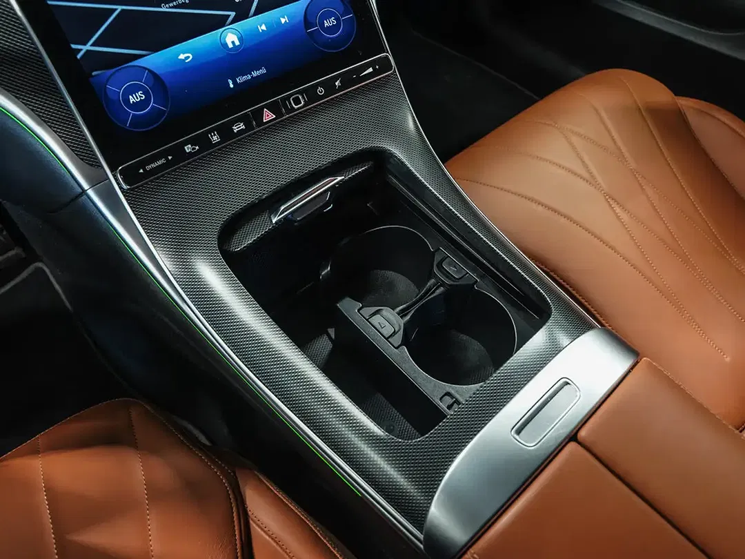 Mercedes-Benz C 300 - Thumbnail 12