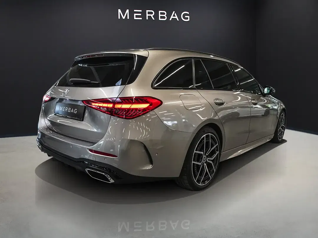 Mercedes-Benz C 300 - Thumbnail 2