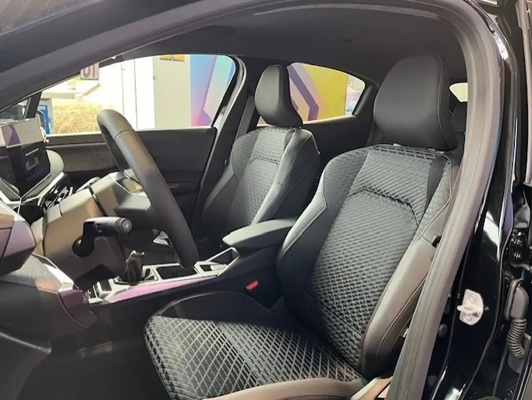 Renault Clio - Thumbnail 9