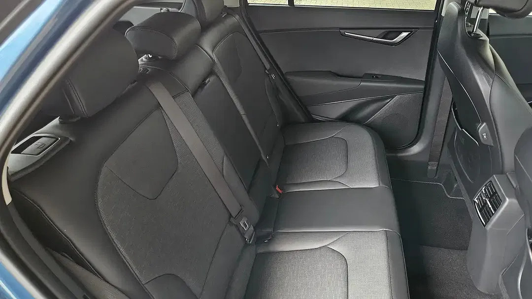 Kia Niro - Thumbnail 11