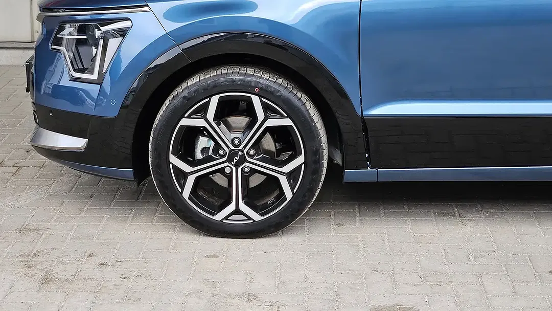 Kia Niro - Thumbnail 4