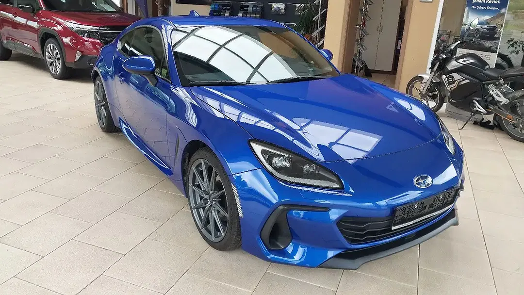 Subaru BRZ - Thumbnail 2