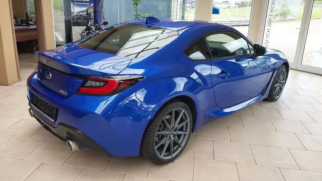Subaru BRZ - Thumbnail 3