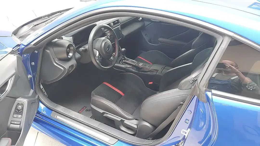 Subaru BRZ - Thumbnail 6