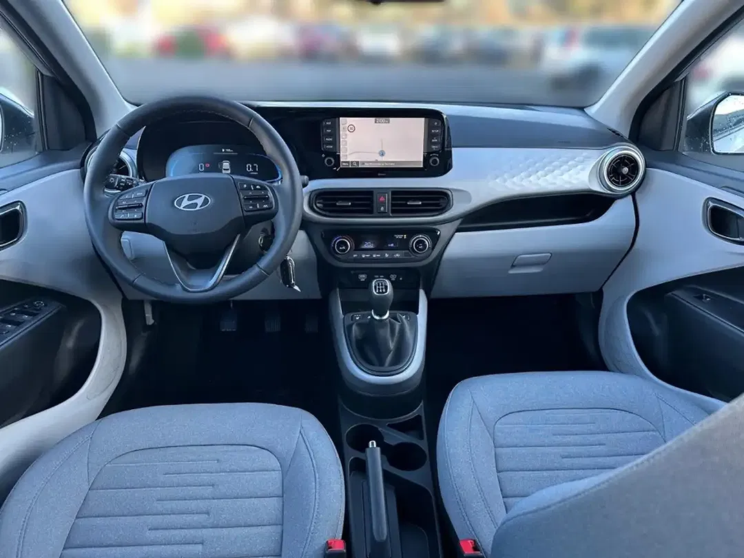 Hyundai i10 - Thumbnail 11