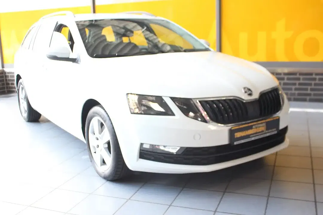 Skoda Octavia - Thumbnail 2