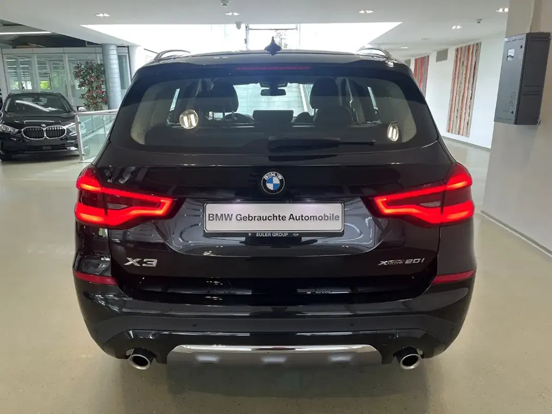 BMW X3 - Thumbnail 4