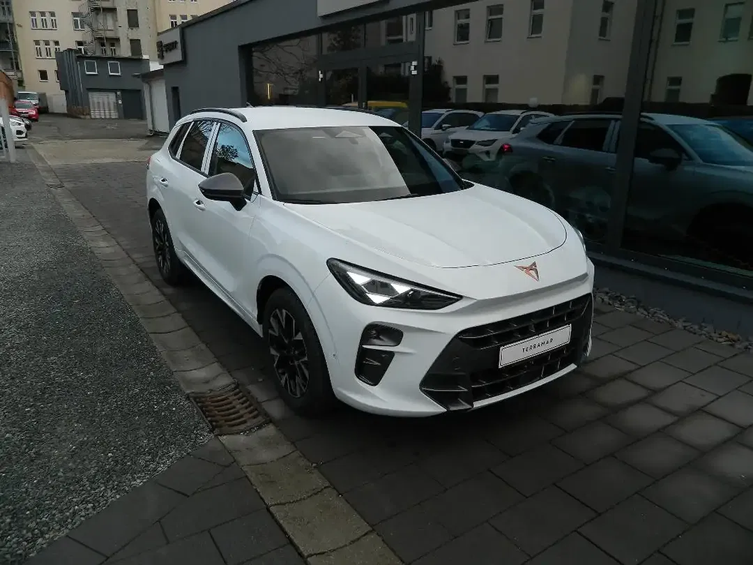 CUPRA Terramar - Thumbnail 1